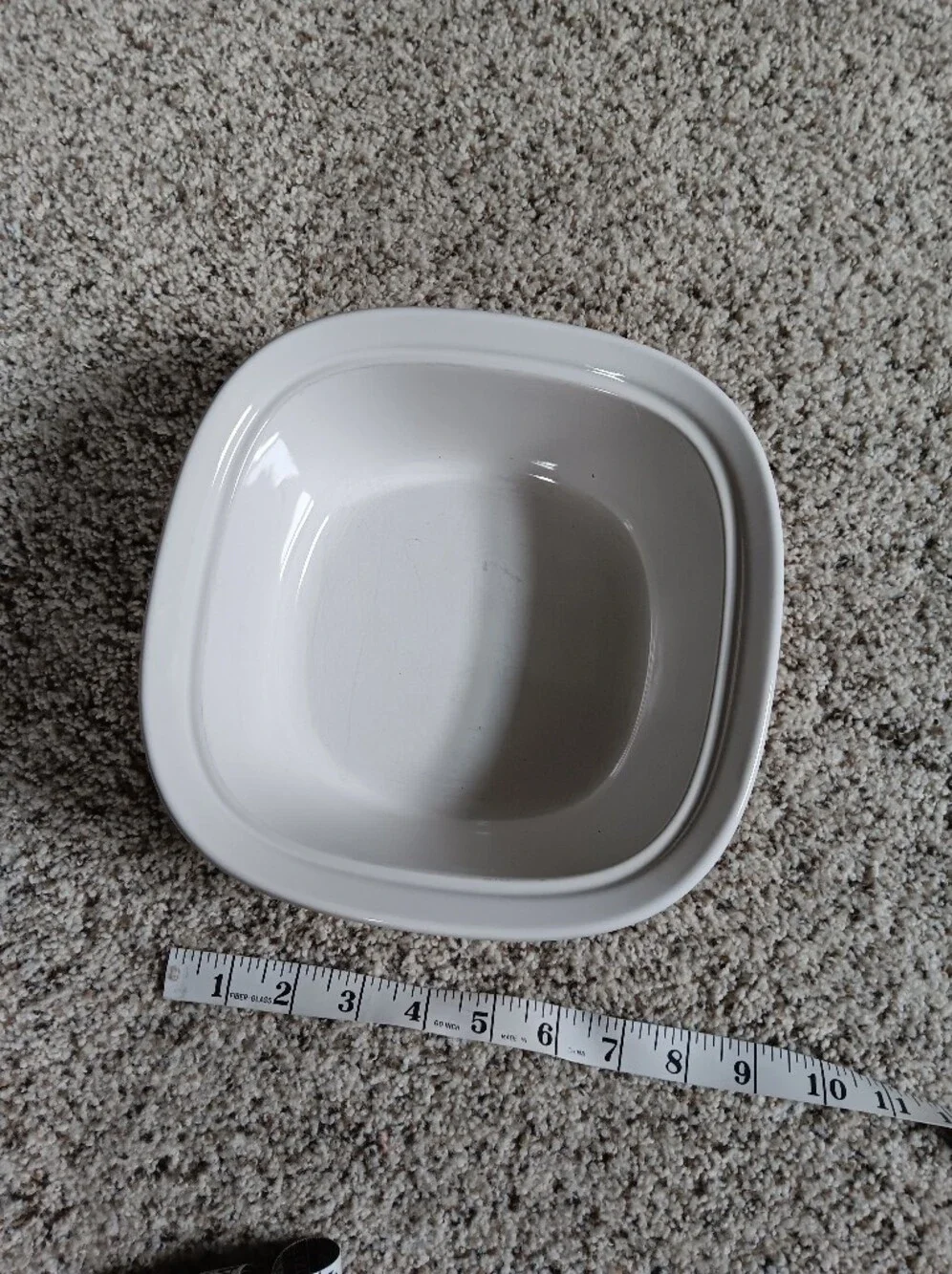 Corningware Etch Stoneware Square  Casserole Dish 1.5 Quart Taupe Sand